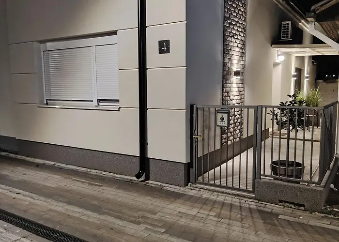 아파트 Square Ćuprija